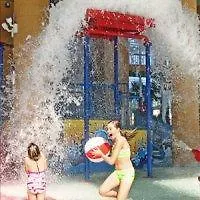 פנמה סיטי ביץ' Splash 3*, פנמה סיטי ביץ' ארצות הברית